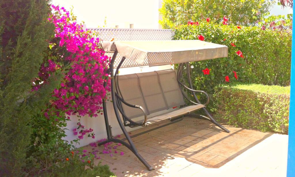 Latchi Beach Front Villa - Private Heated Pool - Amazing Uninterrupted Sea Views Полис Екстериор снимка