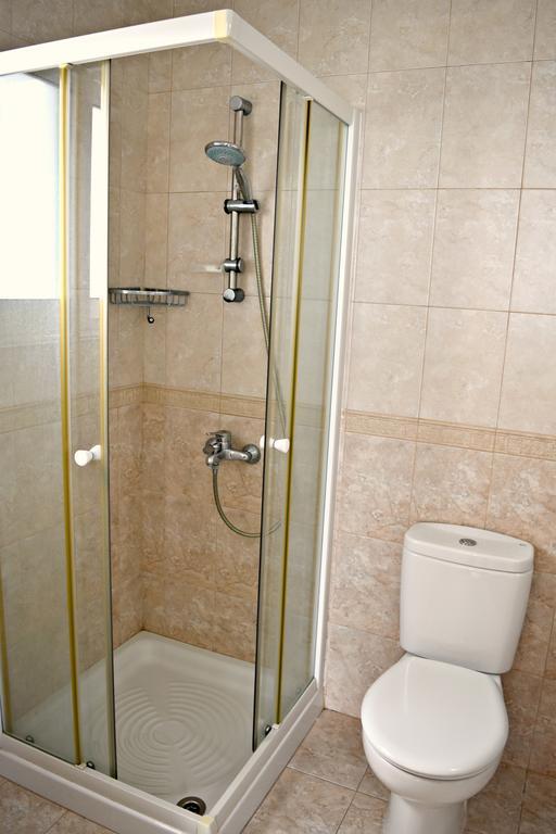 Latchi Beach Front Villa - Private Heated Pool - Amazing Uninterrupted Sea Views Полис Екстериор снимка