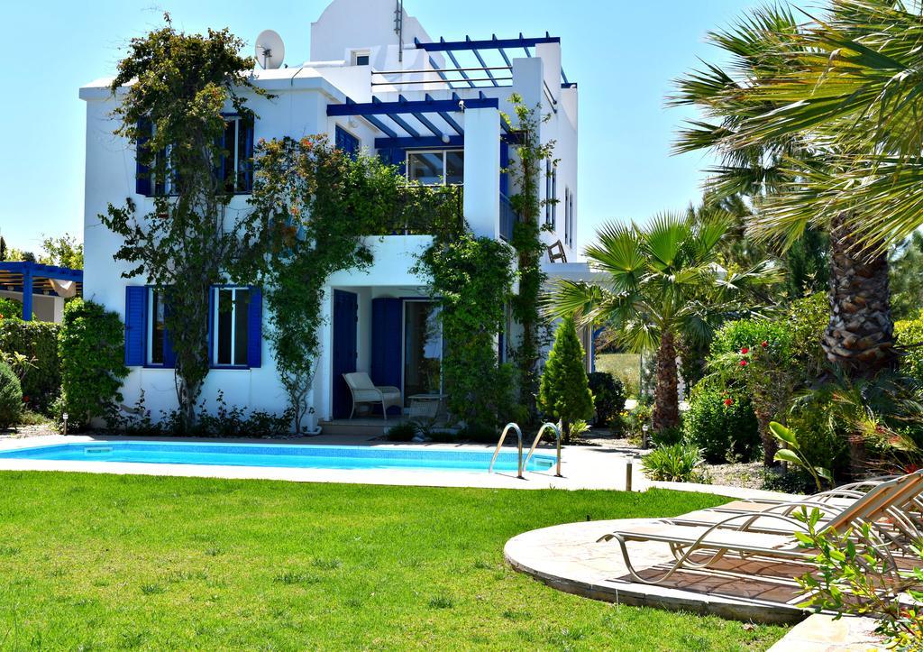 Latchi Beach Front Villa - Private Heated Pool - Amazing Uninterrupted Sea Views Полис Екстериор снимка